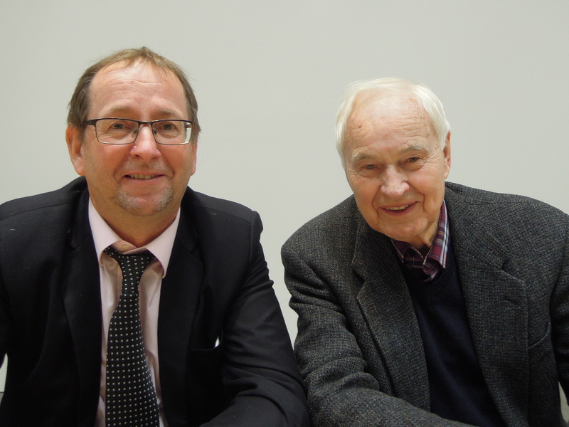 Mit Hans Modrow beim Seminar der Rosa-Luxemburg Stiftung in Prag